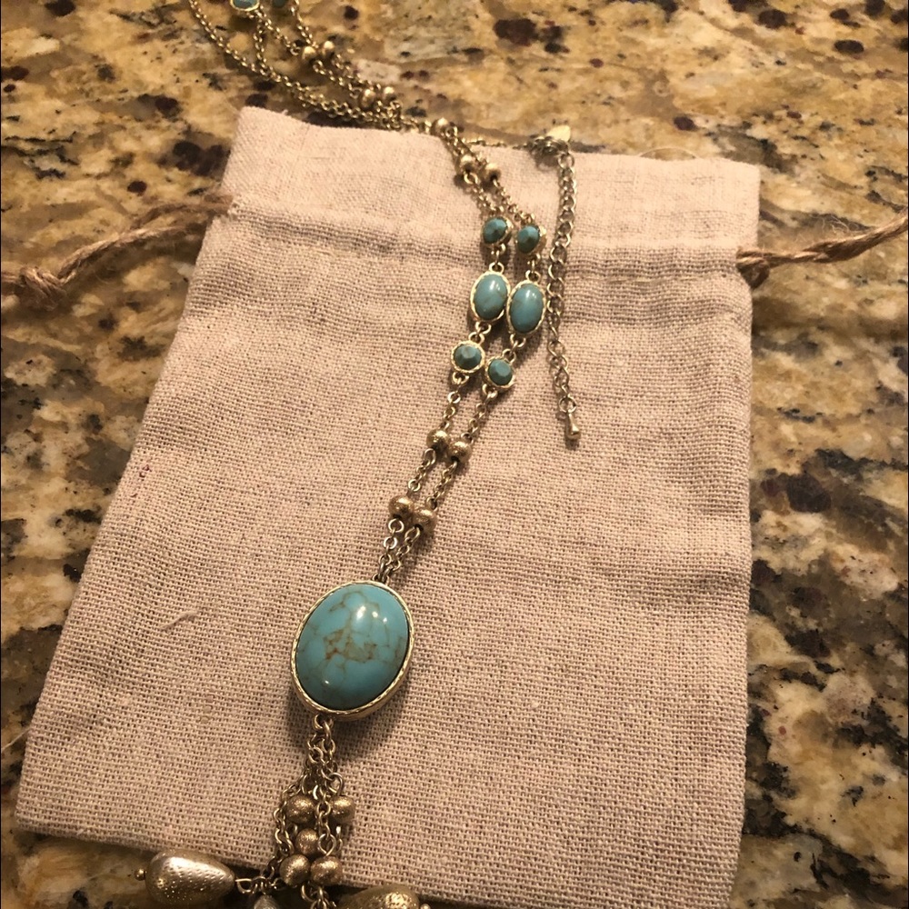 Lia sophia necklace